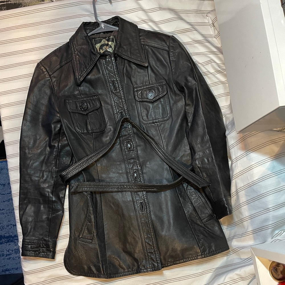 Vintage leather black with belt